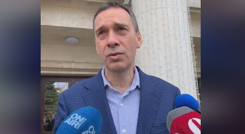 Бургаският кмет: 74 души са под карантина! Спешно проверяваме... ВИДЕО