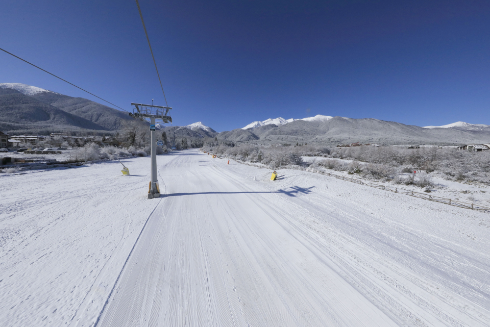 Затварят ски център Банско