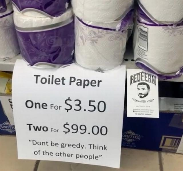 Магазин с брутален финт срещу запасяването с тоалетна хартия СНИМКА