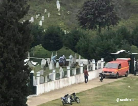 Зловещо погребение на починал от COVID-19 на 15 км от ГКПП „Златоград“