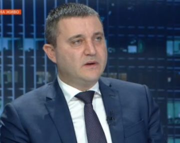 Горанов каза как държавата ще помогне на потърпевшите в кризата 