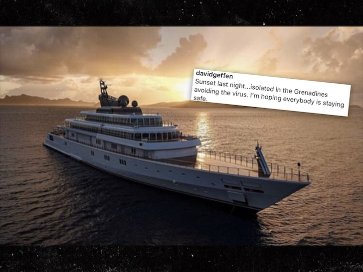 Милиардер се самоизолира на яхтата си, но го съсипаха от критики СНИМКИ