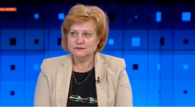 Менда Стоянова: Не можем да пуснем печатницата и да раздаваме пари като Тръмп