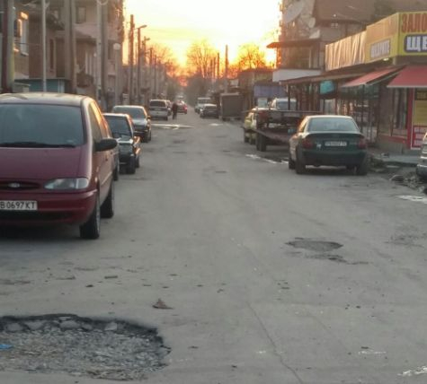Полицията погна циганите в "Столипиново" и махалата опустя СНИМКИ 