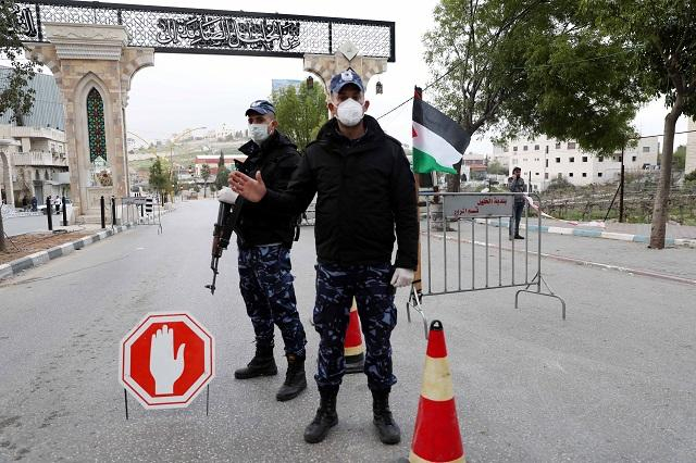 Задължителни предпазни маски в Израел