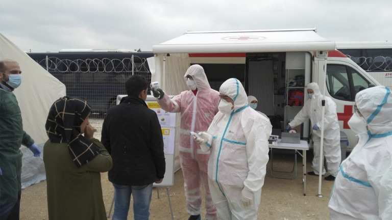 "Катимерини": Турция с план да пусне заразени с коронавирус мигранти в Европа