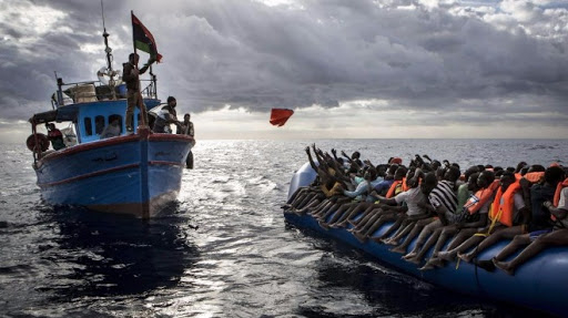 Кошмар! Нещо ужасно сполетя мигранти в Средиземно море 