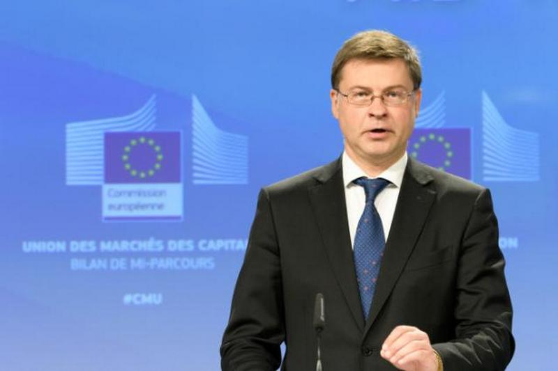 Домбровскис: ЕС се нуждае от 1,5 трилиона евро за възстановяване от кризата