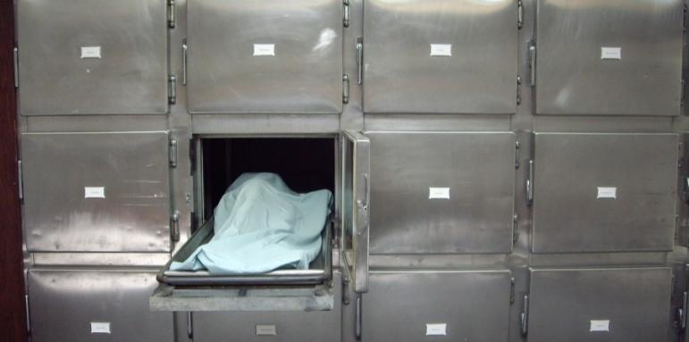 За първи път в света: Съдебен медик умря, след като се зарази от мъртвец с коронавирус