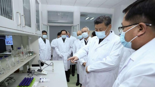 Троен скок на заразените с COVID-19 в Китай 
