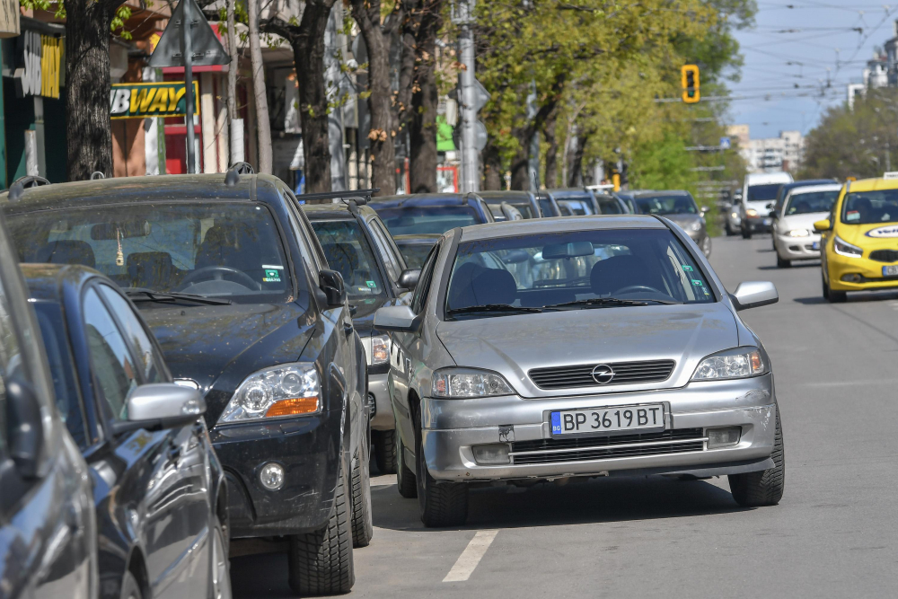 Ад в центъра на София насред коронавируса СНИМКИ