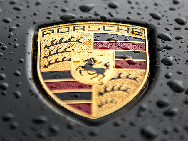 Продава се уникално Porsche, на което се е возил Vanilla Ice СНИМКИ