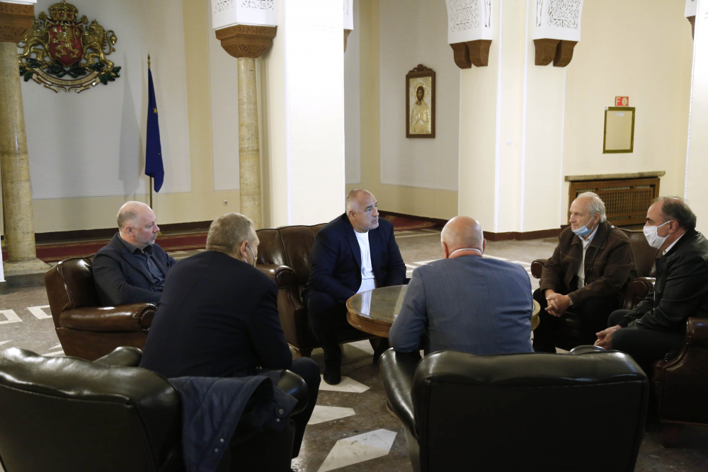 Борисов с важна среща заради една от падналите извънредни мерки СНИМКИ