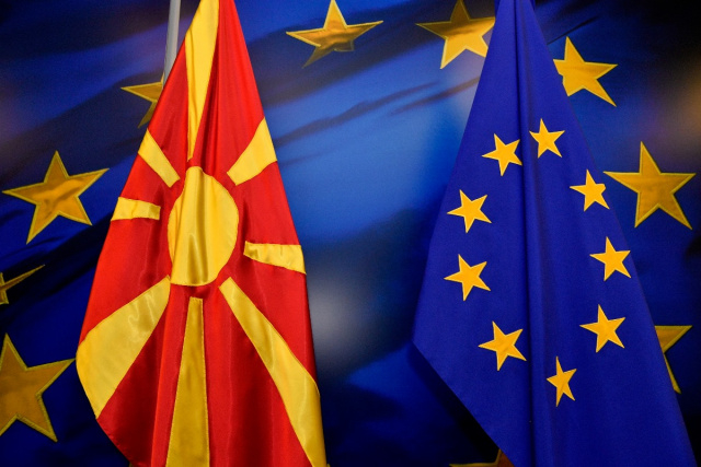 ЕС нахока Скопие: Спазвайте договореното с българите