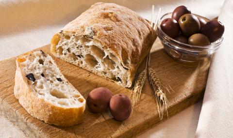 Домашен хляб с маслини - несравнима вкусотия