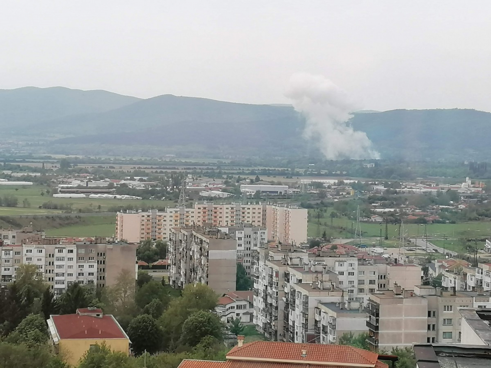 Първи СНИМКИ и ВИДЕО от завод "Арсенал" след взрива, основната версия е...