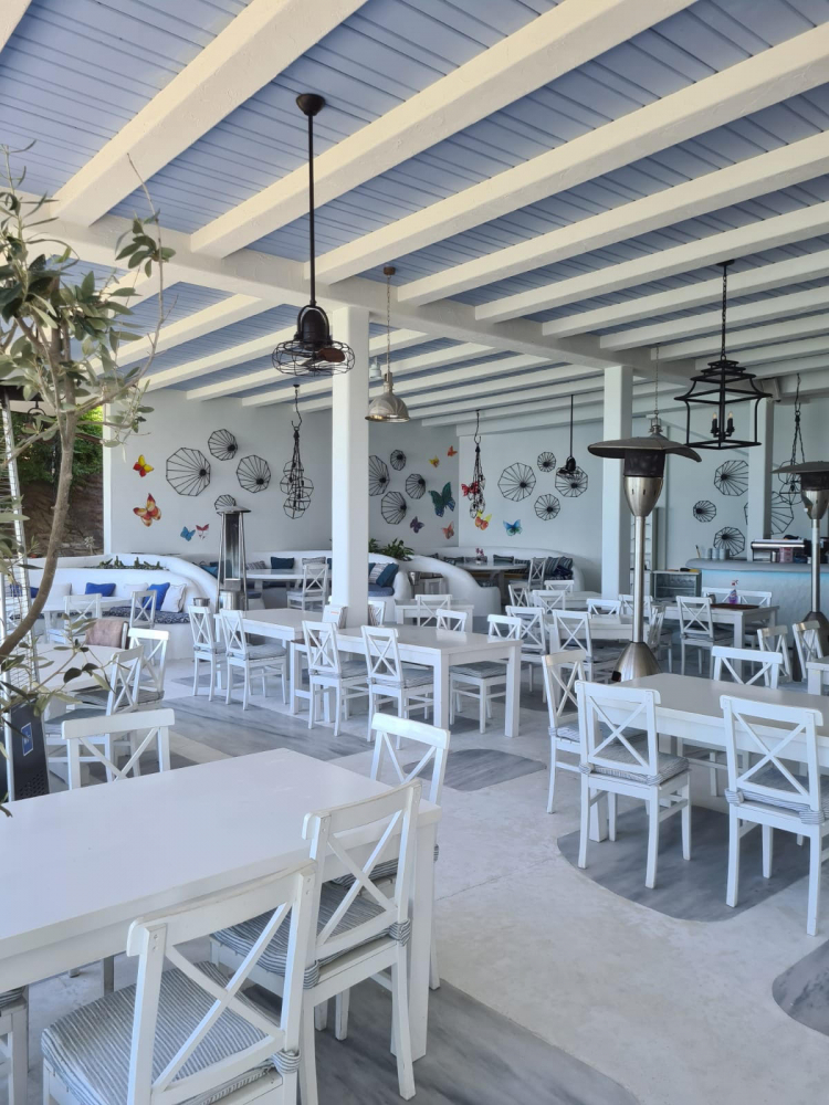 Приказният ресторант "Levant Beach" на Robinson отваря врати!