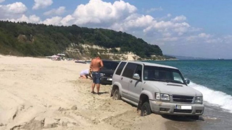 Не влизайте на плажа с колата, но ако затънете направете това