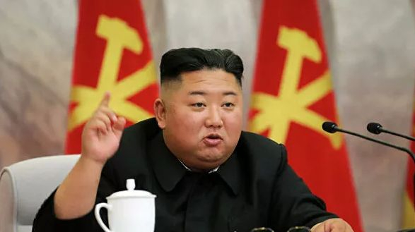 Мистерията свърши: Ким Чен Ун се появи публично на... СНИМКА