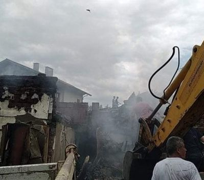 Къщата на китарист от известна група е изгоряла при огнения ад в Дупнишко СНИМКИ