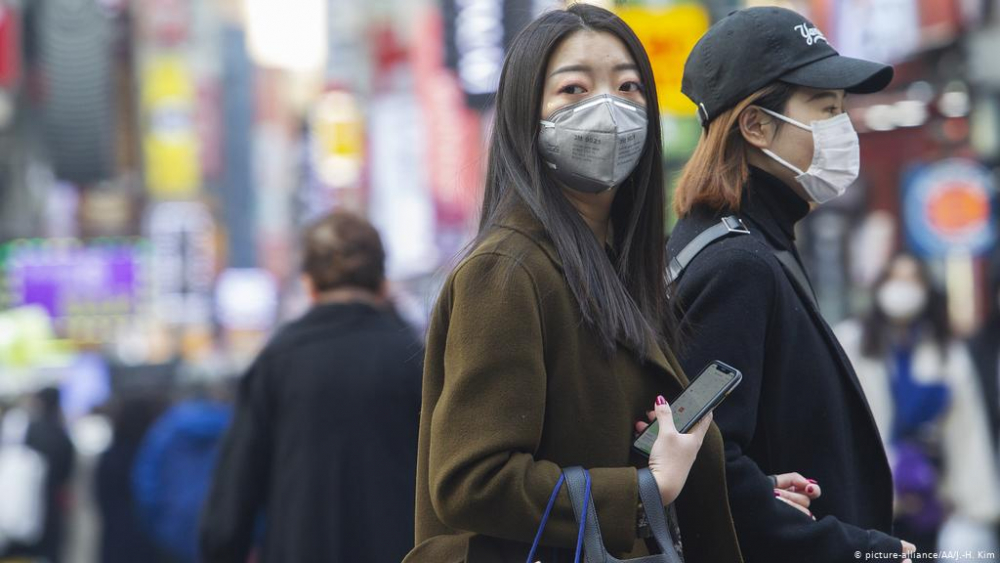 Южна Корея пак връща част от мерките, има бум на заразени