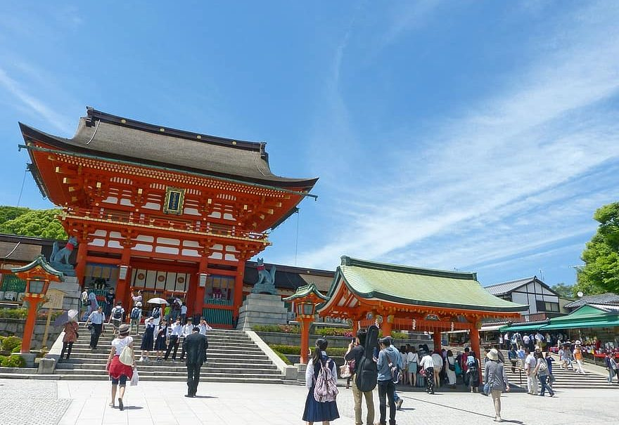 Япония ще плаща по 185 долара на турист
