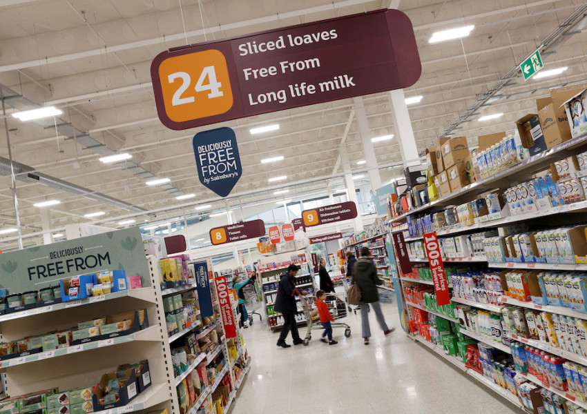 Невиждан от 15 години спад на цените в британските магазини