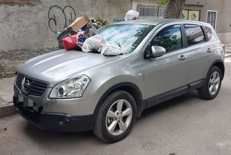 Наглец с джип паркира безумно в Пловдив и съжали жестоко 