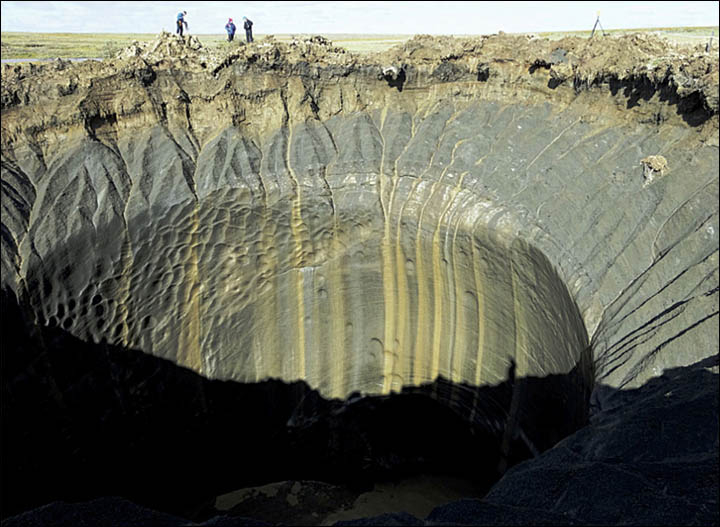 Разгадаха тайната на мистериозния кратер Ямал в Сибир