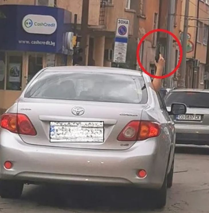 Първо в БЛИЦ! Извънредна новина за младежа, който стреля от кола в центъра на София