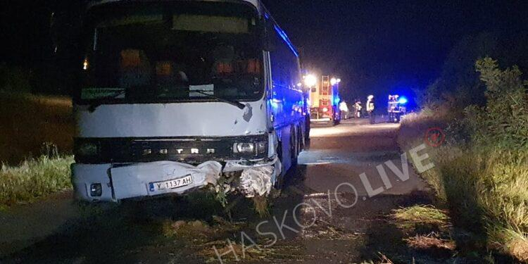 Стана ясно кой е шофьорът, загинал при тежкото меле край Тополовград СНИМКИ
