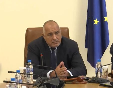 Борисов каза ще затваряме ли пак България заради новата вълна от К-19 ВИДЕО