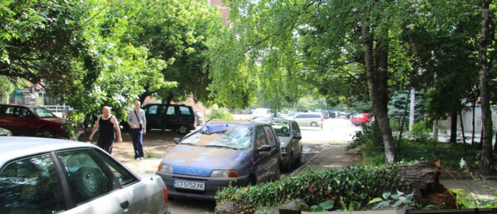 Тежък инцидент на ул.„Гурко“ №135 в Стара Загора СНИМКИ