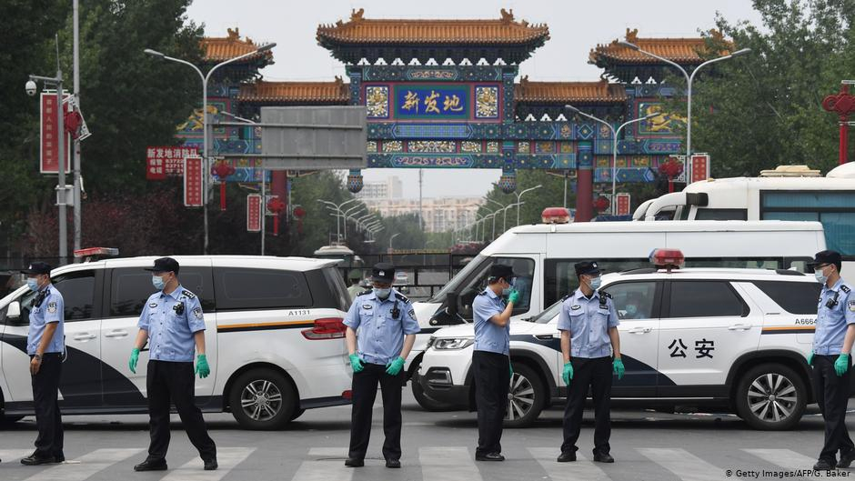 В Китай е като на война, Пекин е блокиран заради нова вълна от К-19 СНИМКИ