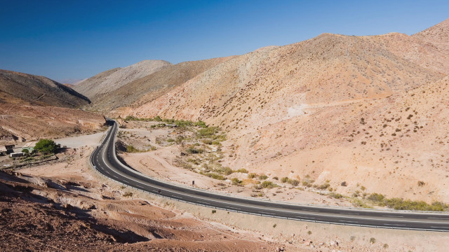 Това е единственото шосе в света по-дълго от Екватора