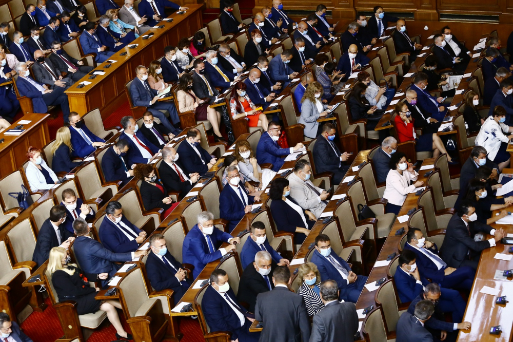 Депутатите решиха за рокадите в кабинета Борисов 3 СНИМКА