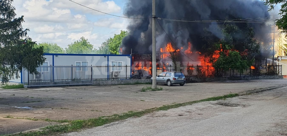 Огнен ад в завод в Криводол СНИМКИ 