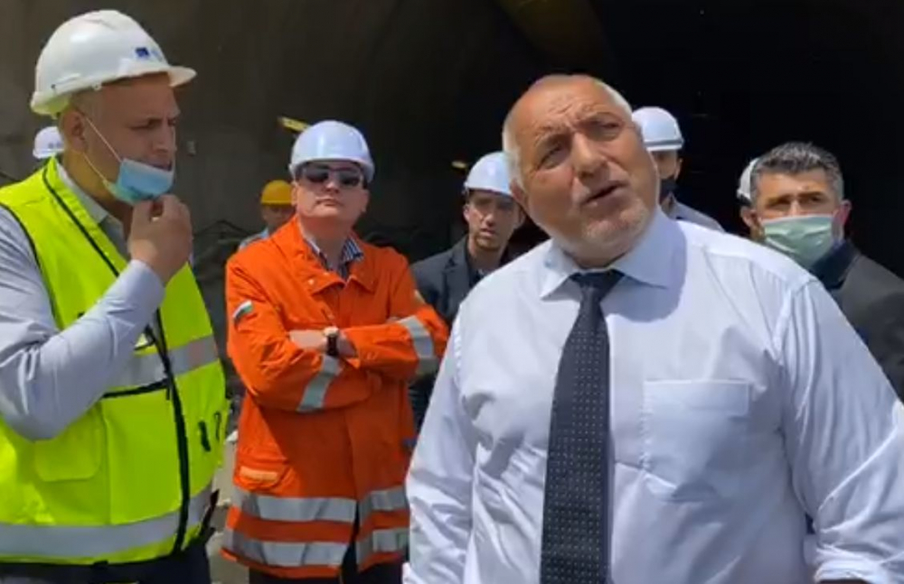 Борисов провери какво се случва в тунел "Железница" след инцидента ВИДЕО