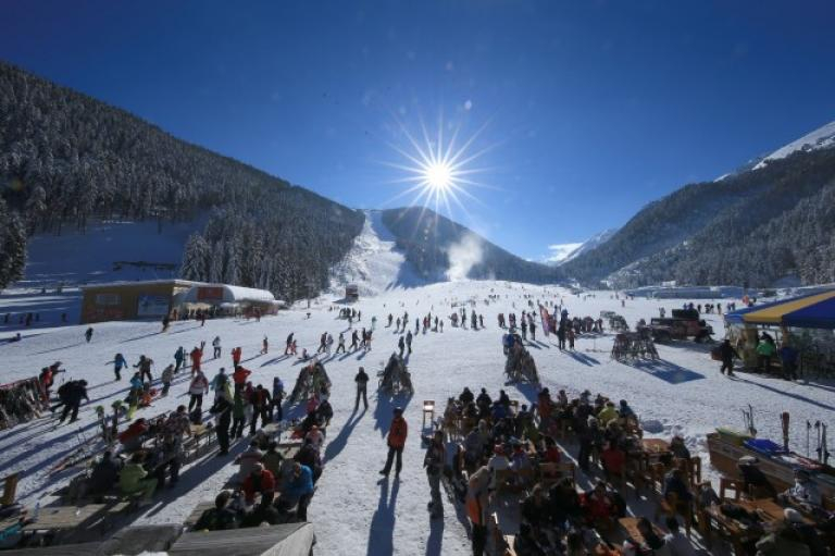 Мръсната игра на кръга „Капитал“ срещу зимния туризъм