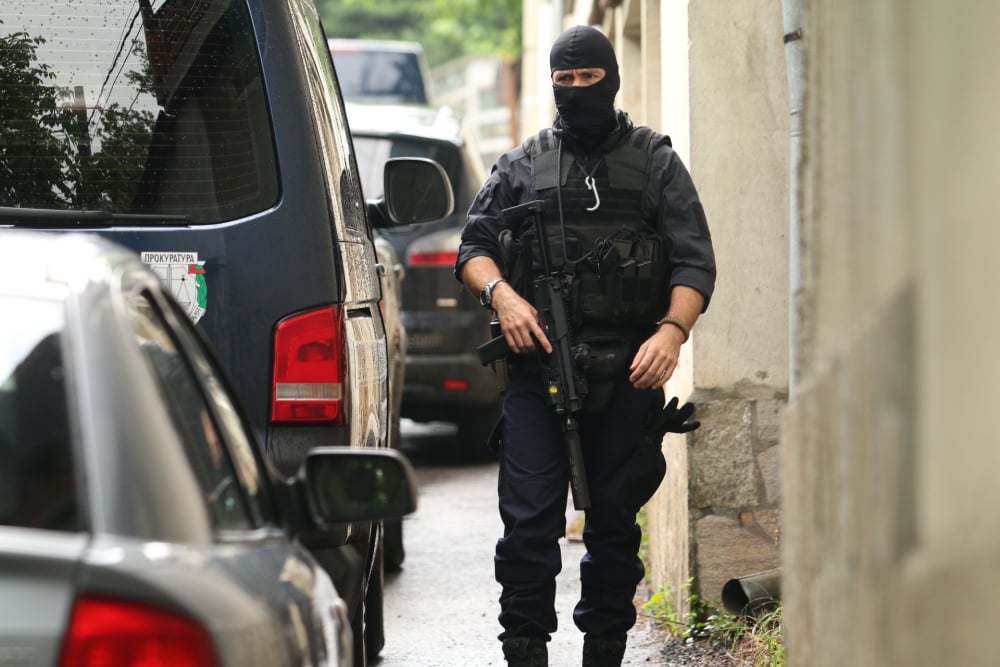 Мощен удар на ГДБОП в Банско, арестуван е известен бандит от групата на Гаргата