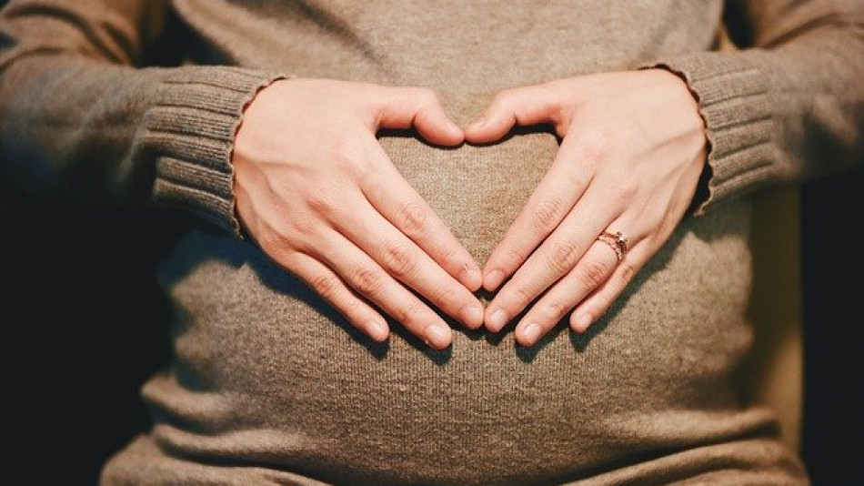 Неродено бебе спаси живота на майка си  