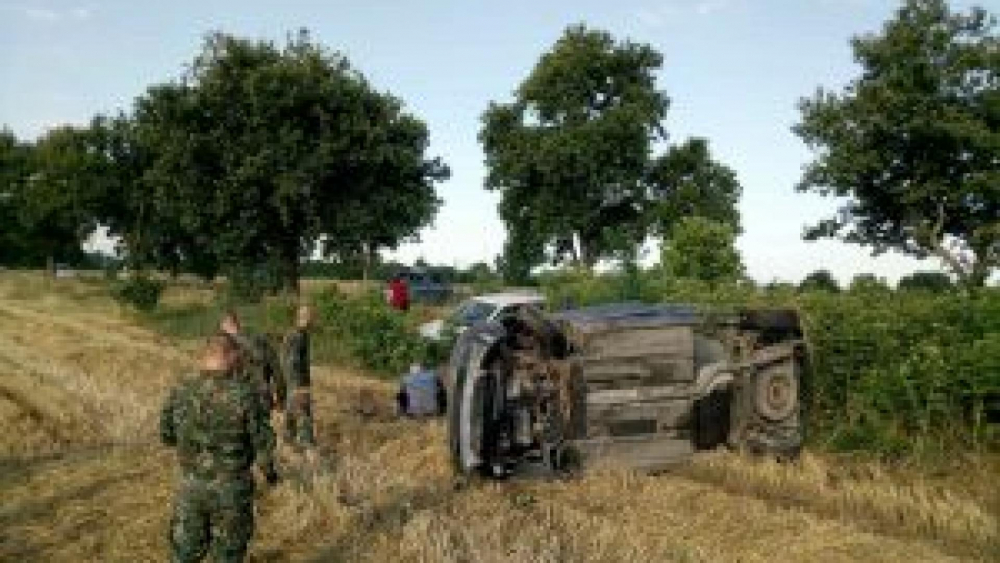 Тежка катастрофа край Пловдив, военни се включиха да помагат