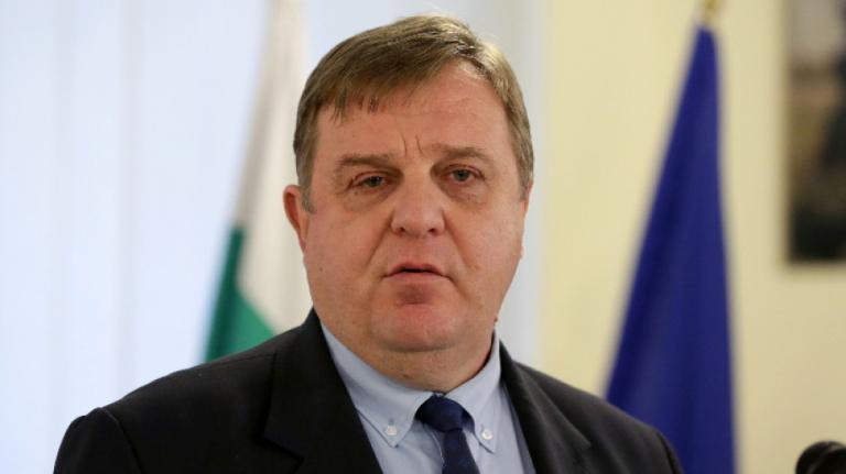 Каракачанов заговори за още оставки на министри