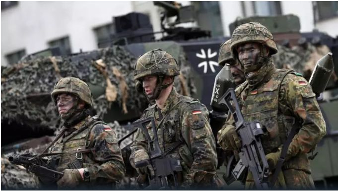 Zeit: В Германия "откриха" интернет-канал на военнослужещи, планирали преврат
