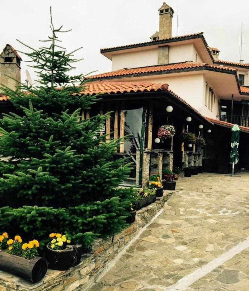 Най-скъпият имот до Пловдив - 1 250 000 евро за луксозно имение на село СНИМКИ