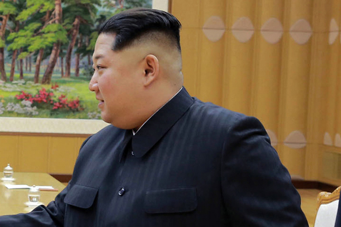 Ким Чен Ун праща помощ в град под карантина
