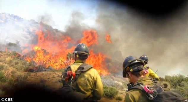 Необяснимо явление шокира пожарникари и ги накара да се замислят за висшите сили ВИДЕО 