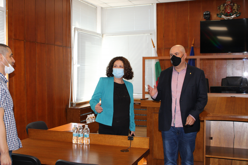 Главният прокурор Иван Гешев посети и разговаря с прокурори, следователи и съдебни служители от Апелативен район – Велико Търново