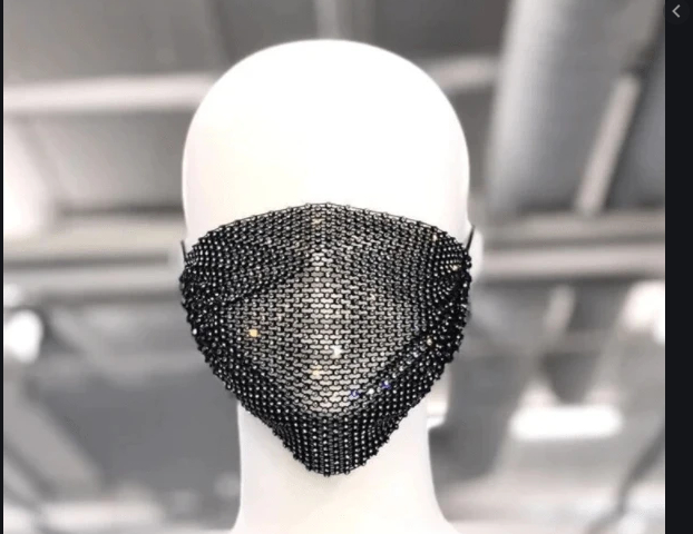 Дизайнер прави медицинска маска за 1,5 милиона долара 