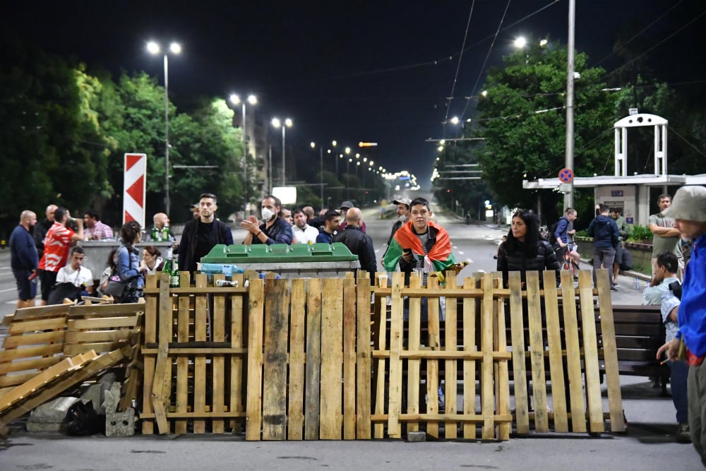 Софиянци пред БЛИЦ: Протестиращите, блокирали Орлов мост, вече се гаврят! Гнусно е! СНИМКИ
